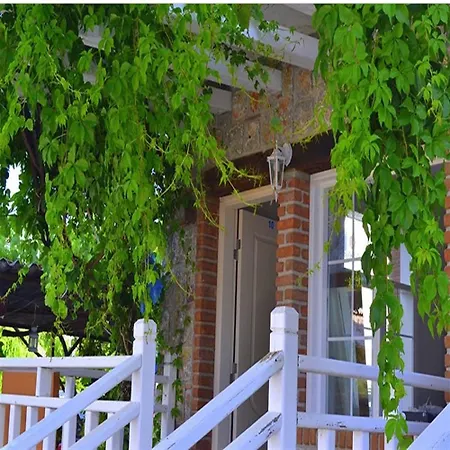 Sarmasik Bed and Breakfast Σελιμιγιέ