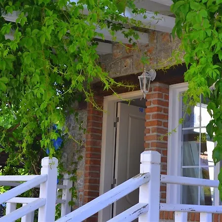 Sarmasik Bed and Breakfast