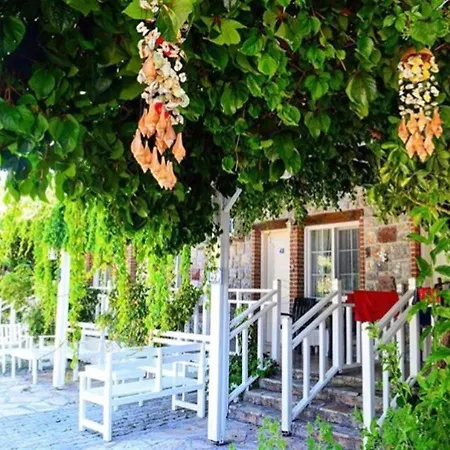 Sarmasik Bed & Breakfast 4*